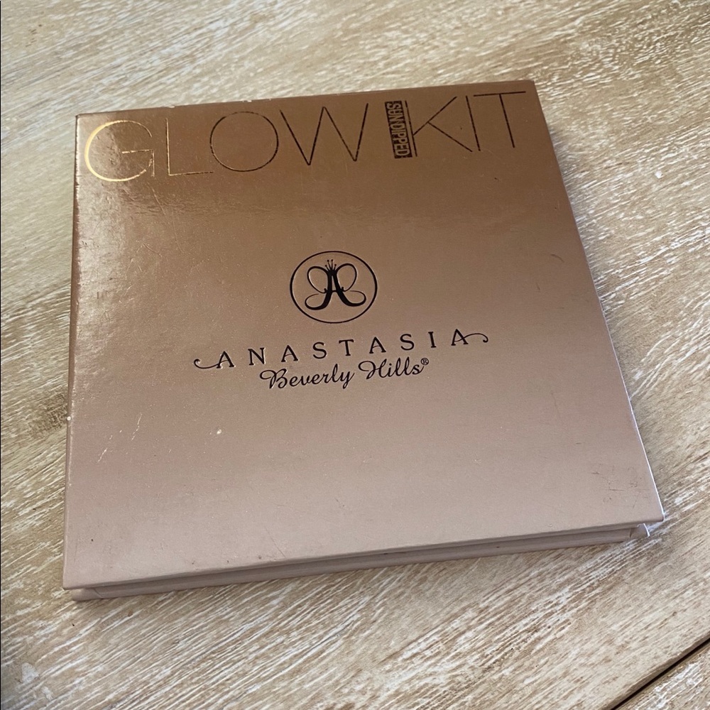 Anastasia Beverly Hills Sun Dipped Glow Kit